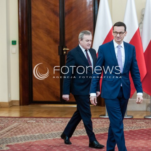  21.02.2018 WARSZWA<br />INAUGURACJA RADY NARODOWEGO INSTYTUTU WOLNOSCI<br />N/Z PREMIER MATEUSZ MORAWIECKI PIOTR GLINSKI<br /> 