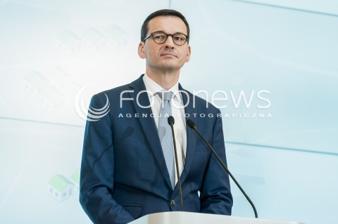  22.02.2018 WARSZAWA<br />KONFERENCJA PRASOWA PREMIERA MATEUSZA MORAWIECKIEGO NA TEMAT WALKI ZE SMOGIEM - PROGRAM RZADOWY SMOG STOP<br />N/Z PREMIER MATEUSZ MORAWIECKI<br /> 