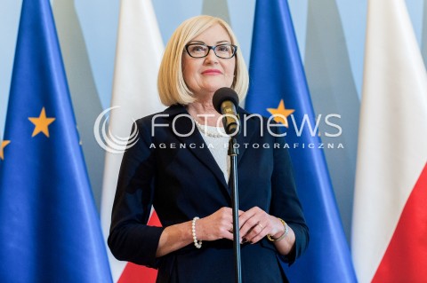  22.02.2018 WARSZAWA<br />KONFERENCJA PRASOWA PREMIERA MATEUSZA MORAWIECKIEGO NA TEMAT WALKI ZE SMOGIEM - PROGRAM RZADOWY SMOG STOP<br />N/Z RZECZNIK RZADU JOANNA KOPCINSKA<br /> 