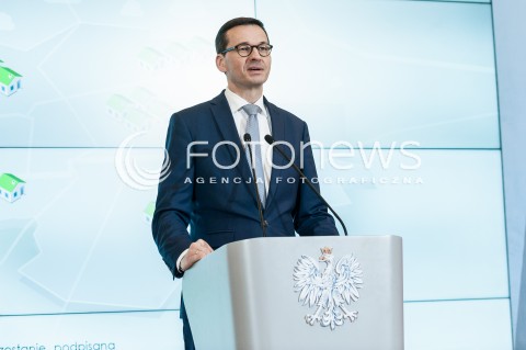  22.02.2018 WARSZAWA<br />KONFERENCJA PRASOWA PREMIERA MATEUSZA MORAWIECKIEGO NA TEMAT WALKI ZE SMOGIEM - PROGRAM RZADOWY SMOG STOP<br />N/Z PREMIER MATEUSZ MORAWIECKI <br /> 