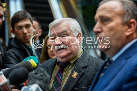  22.02.2018 GDANSK<br />KONFERENCJA PRASOWA Z UDZIALEM LECHA WALESY I GRZEGORZA SCHETYNY W EUROPEJSKIM CENTRUM SOLIDARNOSCI<br />N/Z LECH WALESA GRZEGORZ SCHETYNA<br /> 