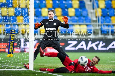  28.02.2018 GDYNIA<br />PILKA NOZNA - EKSTRAKLASA SEZON 2017/2018<br />MECZ ARKA GDYNIA - PIAST GLIWICE<br />N/Z PAVELS STEINBORS SASA ZIVEC<br /> 