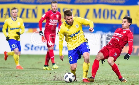  28.02.2018 GDYNIA<br />PILKA NOZNA - EKSTRAKLASA SEZON 2017/2018<br />MECZ ARKA GDYNIA - PIAST GLIWICE<br />N/Z GRZEGORZ PIESIO MARTIN KONCZKOWSKI<br /> 