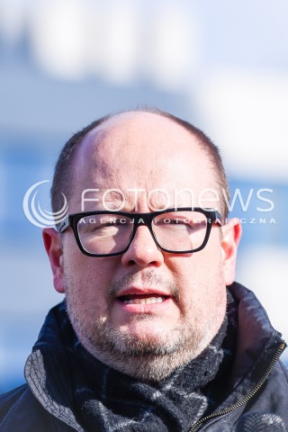  01.03.2018 GDANSK<br />KONFERENCJA PREZYDENTA GDANSKA PAWLA ADAMOWICZA I MARSZALKA WOJEWODZTWA POMORSKIEGO MIECZYSLAWA STRUKA W SPRAWIE LOTOSU<br />N/Z PAWEL ADAMOWICZ<br /> 