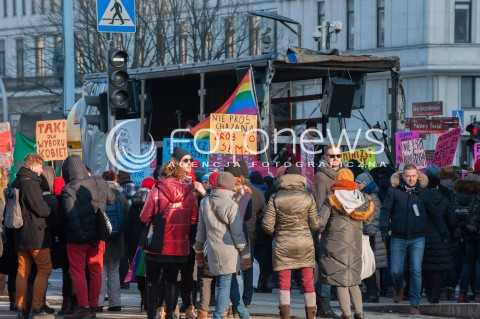  04.03.2018 WARSZAWA <br />XIX WARSZAWSKA MANIFA - ABORCJA NIE POLICJA <br />N/Z UCZESTNICY WYDARZENIA<br /> 