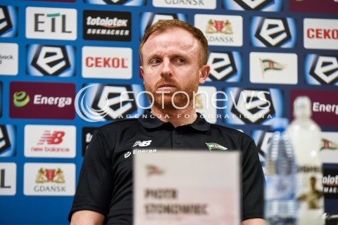  05.03.2018 GDANSK<br />PILKA NOZNA - EKSTRAKLASA SEZON 2017/2018<br />KONFERENCJA PRASOWA NOWEGO TRENERA LECHII GDANSK PIOTRA STOKOWCA<br />N/Z PIOTR STOKOWIEC<br /> 