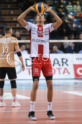  07.03.2018 RZESZOW<br />SIATKOWKA PLUSLIGA 2017/2018 MEN VOLLEYBALL POLAND POLISH PLUS LIGA LEAGUE SEASON 2017/2018 <br />MECZ ASSECO RESOVIA RZESZOW - CUPRUM LUBIN <br />N/Z BARTHELEMY CHINENYEZE SYLWETKA <br /> 