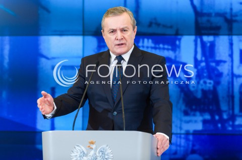  07.03.2018 WARSZAWA<br />KONFERENCJA PRASOWA PREMIERA ORAZ MINISTRA KULTURY I DZIEDZICTWA NARODOWEGO<br />N/Z MINISTER KULTURY I DZIEDZICTWA NARODOWEGO PIOTR GLINSKI<br /> 