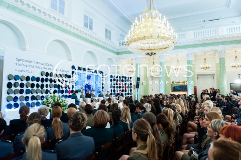  08.03.2018 WARSZAWA PALAC PREZYDENCKI<br />KOBIETY ZE SLUZB I FORMACJI MUNDUROWYCH NA SPOTKANIU Z PIERWSZA DAMA<br />N/Z UCZESTNICY<br /> 