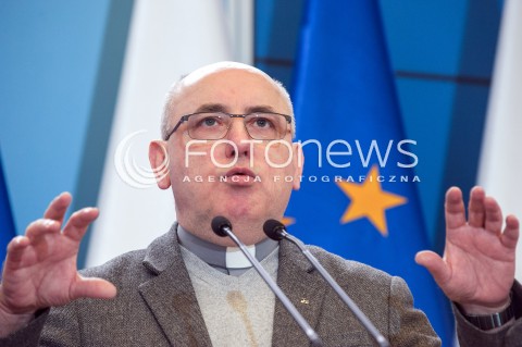  09.03.2018 WARSZAWA<br />KONFERENCJA MINISTRA JAROSLAWA GOWINA I MINISTER JADWIGI EMILEWICZ POLONIA RESTITUTA CYKL KONFERENCJI NAUKOWYCH DEKALOG DLA POLSKI<br />N/Z KSIADZ TOMASZ HOMA<br />DZIEKAN WYDZIALU FILOZOFICZNEGO AKADEMII IGNATIUM<br /> 