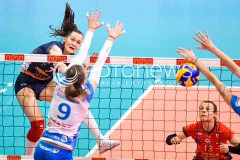  10.03.2018 NYSA<br />SIATKOWKA - MECZ POLFINALU PUCHARU POLSKI KOBIET 2018<br />E.LECLERC RADOMKA RADOM - GROT BUDOWLANI LODZ<br />N/Z JULIA TWARDOWSKA AGATA WITKOWSKA<br /> 