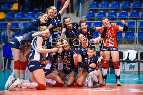  10.03.2018 NYSA<br />SIATKOWKA - MECZ POLFINALU PUCHARU POLSKI KOBIET 2018<br />E.LECLERC RADOMKA RADOM - GROT BUDOWLANI LODZ<br />N/Z ZAWODNICZKI GROT BUDOWLANI LODZ CIESZA SIE ZE ZWYCIESTWA<br /> 