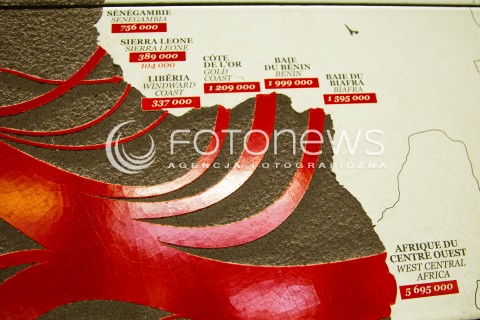  11.03.2018 NANTES FRANCJA<br />MUZEUM POMNIK ZNIESIENIA NIEWOLNICTWA W NANTES <br />MEMORIAL DE L ABOLITION DE L ESCLAVAGE<br />ZDJECIE ILUSTRACYJNE <br />N/Z TRASY PRZEWONU NIEWOLNIKOW Z AFRYKI W OKRESIE 400 LAT<br /> 