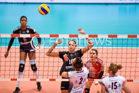  11.03.2018 NYSA<br />SIATKOWKA - MECZ FINALU PUCHARU POLSKI KOBIET 2018<br />LKS COMMERCECON LODZ - GROT BUDOWLANI LODZ<br />N/Z ZUZANNA EFIMIENKO MLOTKOWSKA KRYSTYNA STRASZ<br /> 