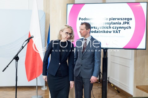 12.03.2018 WARSZWA<br />KONFERENCJA Z UDZIALEM MINISTER FINANSOW TERESY CZERWINSKIEJ<br />N/Z MINISTER FINANSOW TERESA CZERWINSKA RZECZNIK PRASOWY LUKASZ SWIERZEWSKI <br /> 