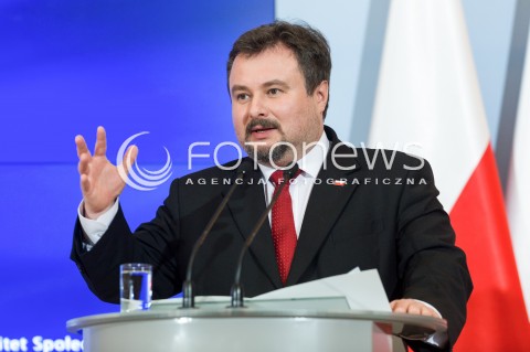 14.03.2018 WARSZAWA<br />KONFERENCJA PRASOWA WICEPREZES RADY MINISTROW BEATY SZYDLO<br />N/Z PREZES URZEDU OCHRONY KONKURENCJI I KONSUMENTOW MAREK NIECHCIAL<br /> 
