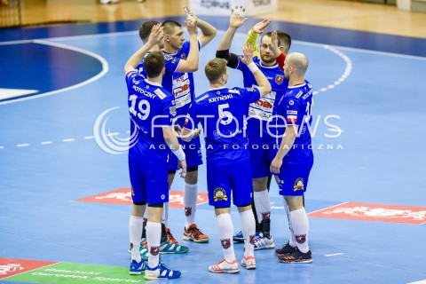  17.03.2018 GDANSK<br />PGNIG SUPERLIGA W PILCE RECZNEJ<br />SEZON 2017/2018<br />MECZ WYBRZEZE GDANSK - MMTS KWIDZYN<br />N/Z DRUZYNA MMTS KWIDZYN PRZED ROZPOCZECIEM MECZU<br /> 