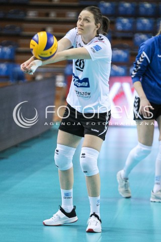  18.03.2018 RZESZOW <br />SIATKOWKA LIGA SIATKOWKI KOBIET LSK 2017/2018 WOMEN VOLLEYBALL POLAND POLISH LEAGUE <br />MECZ DEVELOPRES SKYRES RZESZOW - CHEMIK POLICE <br />N/Z JELENA BLAGOJEVIC SYLWETKA <br /> 