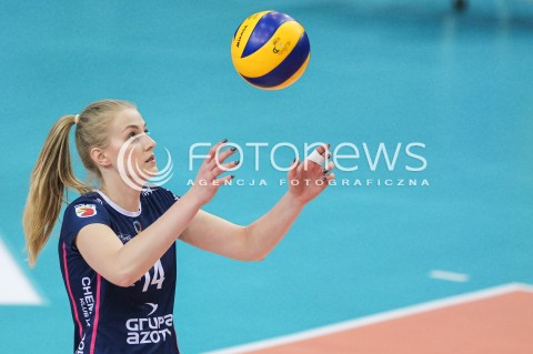  18.03.2018 RZESZOW <br />SIATKOWKA LIGA SIATKOWKI KOBIET LSK 2017/2018 WOMEN VOLLEYBALL POLAND POLISH LEAGUE <br />MECZ DEVELOPRES SKYRES RZESZOW - CHEMIK POLICE <br />N/Z NATALIA MEDRZYK SYLWETKA <br /> 