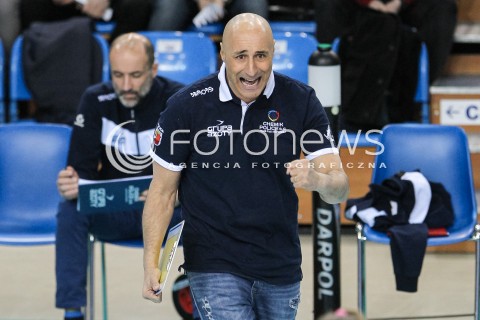  18.03.2018 RZESZOW <br />SIATKOWKA LIGA SIATKOWKI KOBIET LSK 2017/2018 WOMEN VOLLEYBALL POLAND POLISH LEAGUE <br />MECZ DEVELOPRES SKYRES RZESZOW - CHEMIK POLICE <br />N/Z MARCELLO ABBONDANZA - I TRENER ( HEAD COACH ) RADOSC EMOCJE SYLWETKA <br /> 