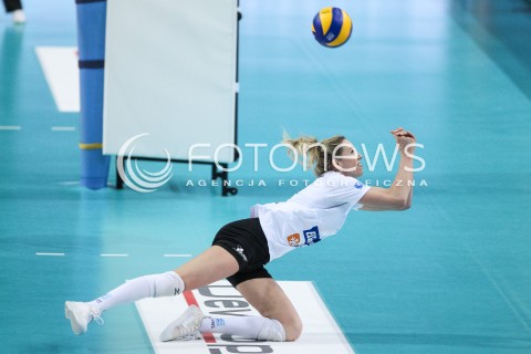  18.03.2018 RZESZOW <br />SIATKOWKA LIGA SIATKOWKI KOBIET LSK 2017/2018 WOMEN VOLLEYBALL POLAND POLISH LEAGUE <br />MECZ DEVELOPRES SKYRES RZESZOW - CHEMIK POLICE <br />N/Z HELENE ROUSSEAUX SYLWETKA <br /> 