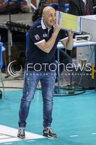  18.03.2018 RZESZOW <br />SIATKOWKA LIGA SIATKOWKI KOBIET LSK 2017/2018 WOMEN VOLLEYBALL POLAND POLISH LEAGUE <br />MECZ DEVELOPRES SKYRES RZESZOW - CHEMIK POLICE <br />N/Z MARCELLO ABBONDANZA - I TRENER ( HEAD COACH ) SYLWETKA <br /> 