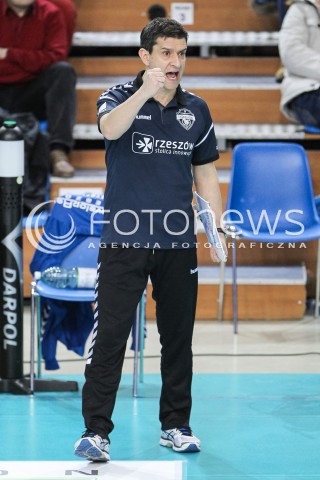  18.03.2018 RZESZOW <br />SIATKOWKA LIGA SIATKOWKI KOBIET LSK 2017/2018 WOMEN VOLLEYBALL POLAND POLISH LEAGUE <br />MECZ DEVELOPRES SKYRES RZESZOW - CHEMIK POLICE <br />N/Z LORENZO MICELLI - I TRENER ( HEAD COACH ) RADOSC EMOCJE SYLWETKA <br /> 