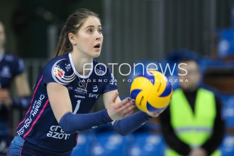 18.03.2018 RZESZOW <br />SIATKOWKA LIGA SIATKOWKI KOBIET LSK 2017/2018 WOMEN VOLLEYBALL POLAND POLISH LEAGUE <br />MECZ DEVELOPRES SKYRES RZESZOW - CHEMIK POLICE <br />N/Z BIANKA BUSA SYLWETKA <br /> 
