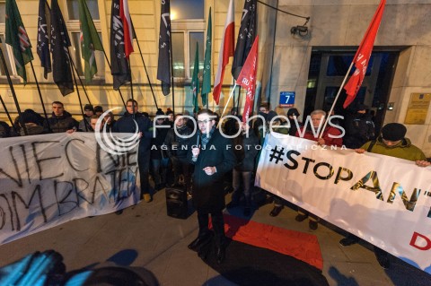  19.03.2018 WARSZAWA<br />MANIFESTACJA NARODOWCOW POD AMBASADA UKRAINY<br />N/Z UCZESTNICY ROBERT WINNICKI<br /> 