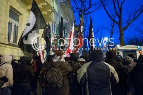  19.03.2018 WARSZAWA<br />MANIFESTACJA NARODOWCOW POD AMBASADA UKRAINY<br />N/Z UCZESTNICY <br /> 