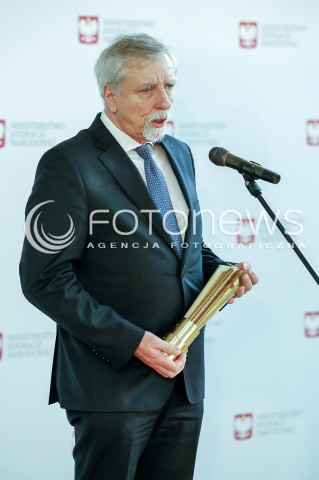  21.03.2018 PIASECZNO<br />DZIEN NOWYCH TECHNOLOGII W EDUKACJI Z UDZIALEM MINISTER EDUKACJI NARODOWEJ ANNY ZALEWSKIEJ<br />N/Z WOJCIECH KRZEMIENIECKI - DYREKTOR NASK  <br /> 