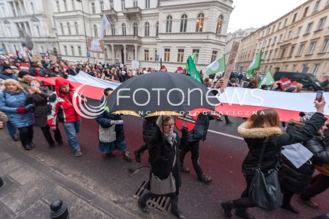  23.03.2018 WARSZAWA<br />CZARNY PIATEK PROTEST<br />N/Z UCZESTNICY WYDARZENIA<br /> 