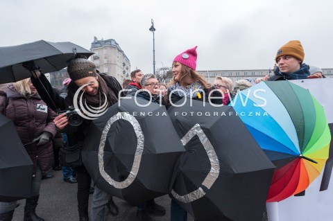  23.03.2018 WARSZAWA<br />CZARNY PIATEK PROTEST<br />N/Z UCZESTNICY WYDARZENIA<br /> 