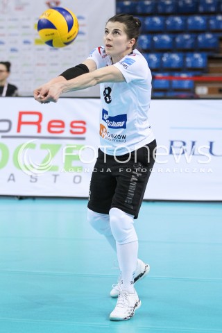 28.03.2018 RZESZOW <br />SIATKOWKA LIGA SIATKOWKI KOBIET LSK 2017/2018 WOMEN VOLLEYBALL POLAND POLISH LEAGUE <br />MECZ DEVELOPRES SKYRES RZESZOW - TREFL PROXIMA KRAKOW <br />N/Z LUCYNA BOREK SYLWETKA <br /> 