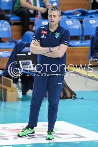  28.03.2018 RZESZOW <br />SIATKOWKA LIGA SIATKOWKI KOBIET LSK 2017/2018 WOMEN VOLLEYBALL POLAND POLISH LEAGUE <br />MECZ DEVELOPRES SKYRES RZESZOW - TREFL PROXIMA KRAKOW <br />N/Z ALESSANDRO CHIAPPINI - I TRENER ( HEAD COACH ) SYLWETKA <br /> 