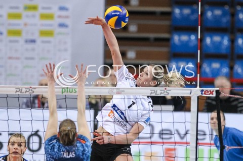  28.03.2018 RZESZOW <br />SIATKOWKA LIGA SIATKOWKI KOBIET LSK 2017/2018 WOMEN VOLLEYBALL POLAND POLISH LEAGUE <br />MECZ DEVELOPRES SKYRES RZESZOW - TREFL PROXIMA KRAKOW <br />N/Z HELENE ROUSSEAUX <br /> 