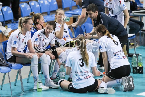  28.03.2018 RZESZOW <br />SIATKOWKA LIGA SIATKOWKI KOBIET LSK 2017/2018 WOMEN VOLLEYBALL POLAND POLISH LEAGUE <br />MECZ DEVELOPRES SKYRES RZESZOW - TREFL PROXIMA KRAKOW <br />N/Z HELENE ROUSSEAUX ANNA KACZMAR LORENZO MICELLI - I TRENER ( HEAD COACH ) ADELA HELIC <br /> 