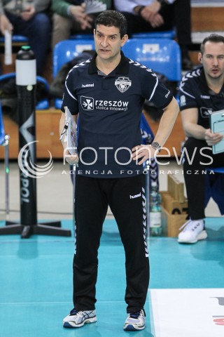  28.03.2018 RZESZOW <br />SIATKOWKA LIGA SIATKOWKI KOBIET LSK 2017/2018 WOMEN VOLLEYBALL POLAND POLISH LEAGUE <br />MECZ DEVELOPRES SKYRES RZESZOW - TREFL PROXIMA KRAKOW <br />N/Z LORENZO MICELLI - I TRENER ( HEAD COACH ) SYLWETKA <br /> 