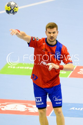  31.03.2018 GDANSK<br />PGNIG SUPERLIGA W PILCE RECZNEJ<br />SEZON 2017/2018<br />MECZ WYBRZEZE GDANSK - NMC GORNIK ZABRZE<br />N/Z JACEK SULEJ SYLWETKA<br /> 