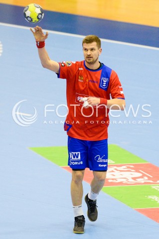  31.03.2018 GDANSK<br />PGNIG SUPERLIGA W PILCE RECZNEJ<br />SEZON 2017/2018<br />MECZ WYBRZEZE GDANSK - NMC GORNIK ZABRZE<br />N/Z JACEK SULEJ SYLWETKA<br /> 