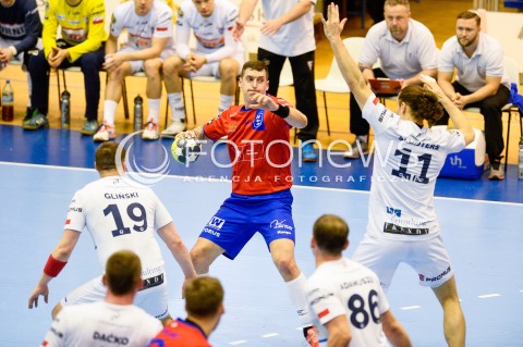  31.03.2018 GDANSK<br />PGNIG SUPERLIGA W PILCE RECZNEJ<br />SEZON 2017/2018<br />MECZ WYBRZEZE GDANSK - NMC GORNIK ZABRZE<br />N/Z DAMIAN KOSTRZEWA<br /> 