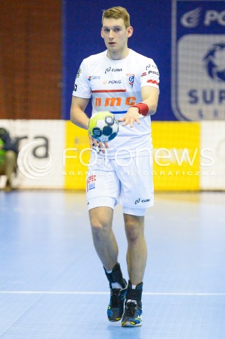  31.03.2018 GDANSK<br />PGNIG SUPERLIGA W PILCE RECZNEJ<br />SEZON 2017/2018<br />MECZ WYBRZEZE GDANSK - NMC GORNIK ZABRZE<br />N/Z ALIAKSANDR BUSHKOU SYLWETKA<br /> 