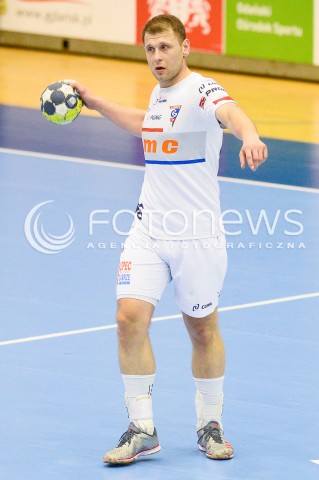  31.03.2018 GDANSK<br />PGNIG SUPERLIGA W PILCE RECZNEJ<br />SEZON 2017/2018<br />MECZ WYBRZEZE GDANSK - NMC GORNIK ZABRZE<br />N/Z MICHAL ADAMUSZEK SYLWETKA<br /> 