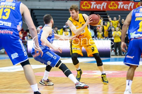  31.03.2018 GDANSK<br />ENERGA BASKET LIGA SEZON 2017/2018<br />MECZ TREFL SOPOT - BM SLAM STAL OSTROW WIELKOPOLSKI<br />N/Z JAKUB KAROLAK<br /> 