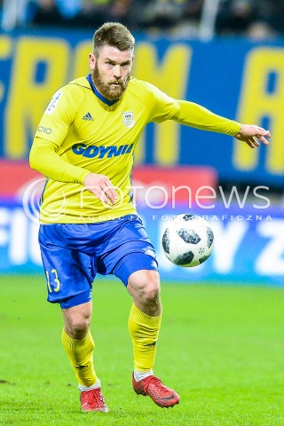  31.03.2018 GDYNIA <br />PILKA NOZNA - EKSTRAKLASA SEZON 2017/2018<br />MECZ ARKA GDYNIA - LEGIA WARSZAWA<br />N/Z GRZEGORZ PIESIO<br /> 