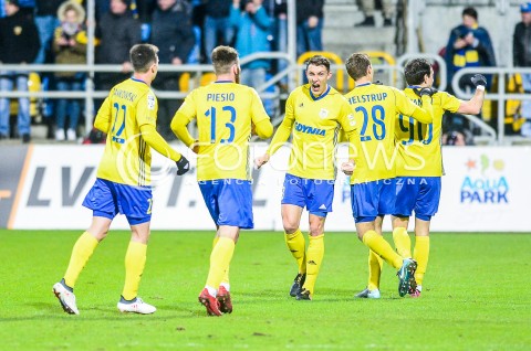  31.03.2018 GDYNIA <br />PILKA NOZNA - EKSTRAKLASA SEZON 2017/2018<br />MECZ ARKA GDYNIA - LEGIA WARSZAWA<br />N/Z MACIEJ JANKOWSKI GRZEGORZ PIESIO MICHAL MARCJANIK ANDRII BOGDANOV DAMIAN ZBOZIEN RADOSC BRAMKA GOL NA 1:0<br /> 