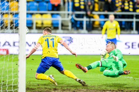  31.03.2018 GDYNIA <br />PILKA NOZNA - EKSTRAKLASA SEZON 2017/2018<br />MECZ ARKA GDYNIA - LEGIA WARSZAWA<br />N/Z RAFAL SIEMASZKO ARKADIUSZ MALARZ<br /> 