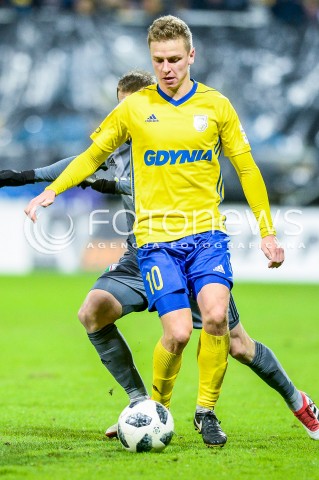  31.03.2018 GDYNIA <br />PILKA NOZNA - EKSTRAKLASA SEZON 2017/2018<br />MECZ ARKA GDYNIA - LEGIA WARSZAWA<br />N/Z MATEUSZ SZWOCH<br /> 