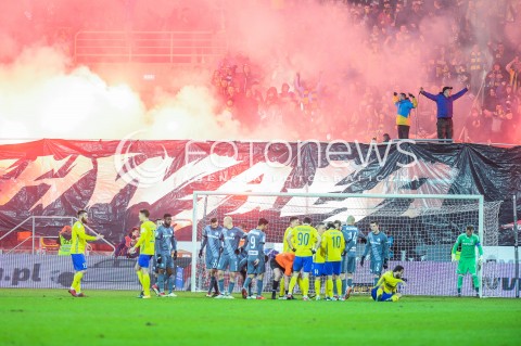  31.03.2018 GDYNIA <br />PILKA NOZNA - EKSTRAKLASA SEZON 2017/2018<br />MECZ ARKA GDYNIA - LEGIA WARSZAWA<br />N/Z OPRAWA KIBICOW ARKI GDYNIA<br /> 