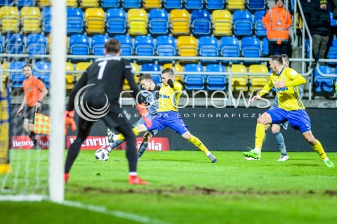  31.03.2018 GDYNIA <br />PILKA NOZNA - EKSTRAKLASA SEZON 2017/2018<br />MECZ ARKA GDYNIA - LEGIA WARSZAWA<br />N/Z SEBASTIAN SZYMANSKI MICHAL NALEPA<br /> 